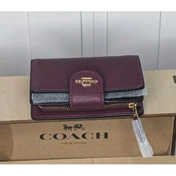 Coach Single Fold Leather Wallet - Black Cherry, Gold, New - Picture 5 of 5